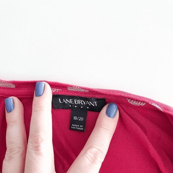 Lane Bryant Women's Polka Dot Ruched Short Sleeve Blouse Pink Silver Size 18/20 - Picture 3 of 7